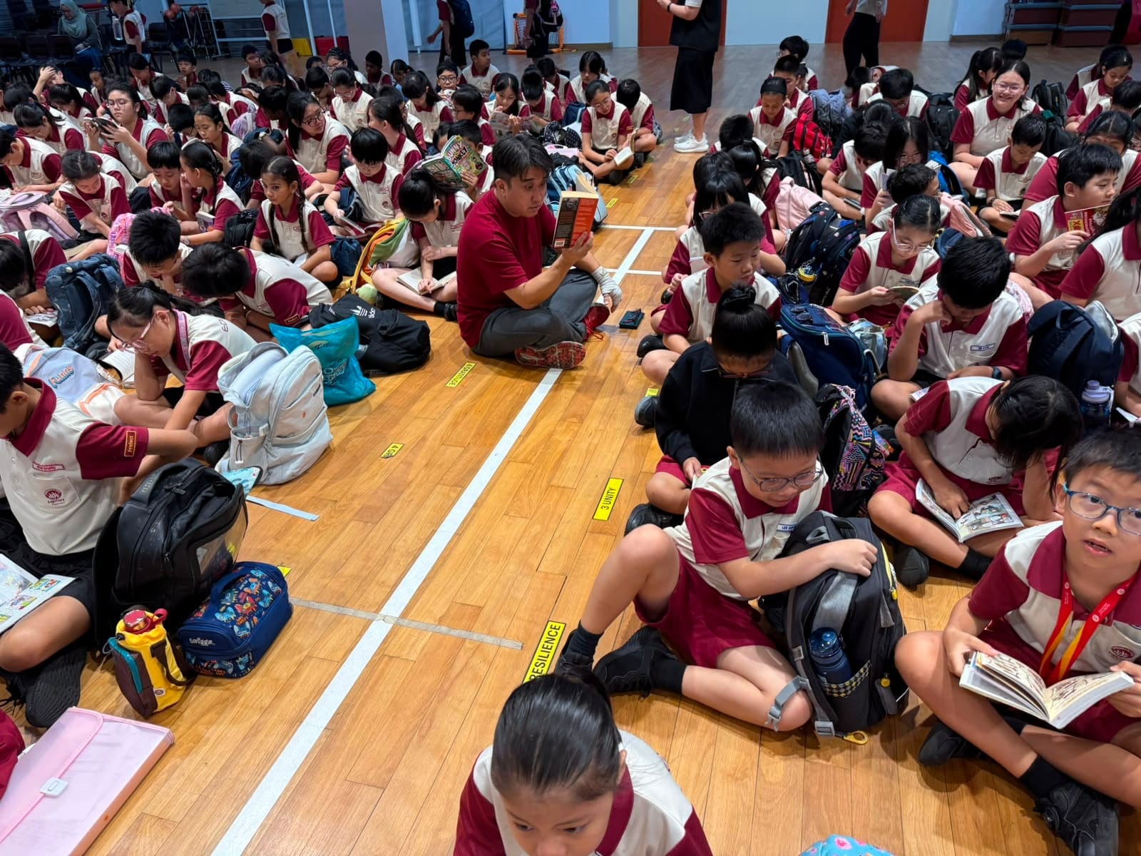 A hall filled with readers, a community filled with kindness